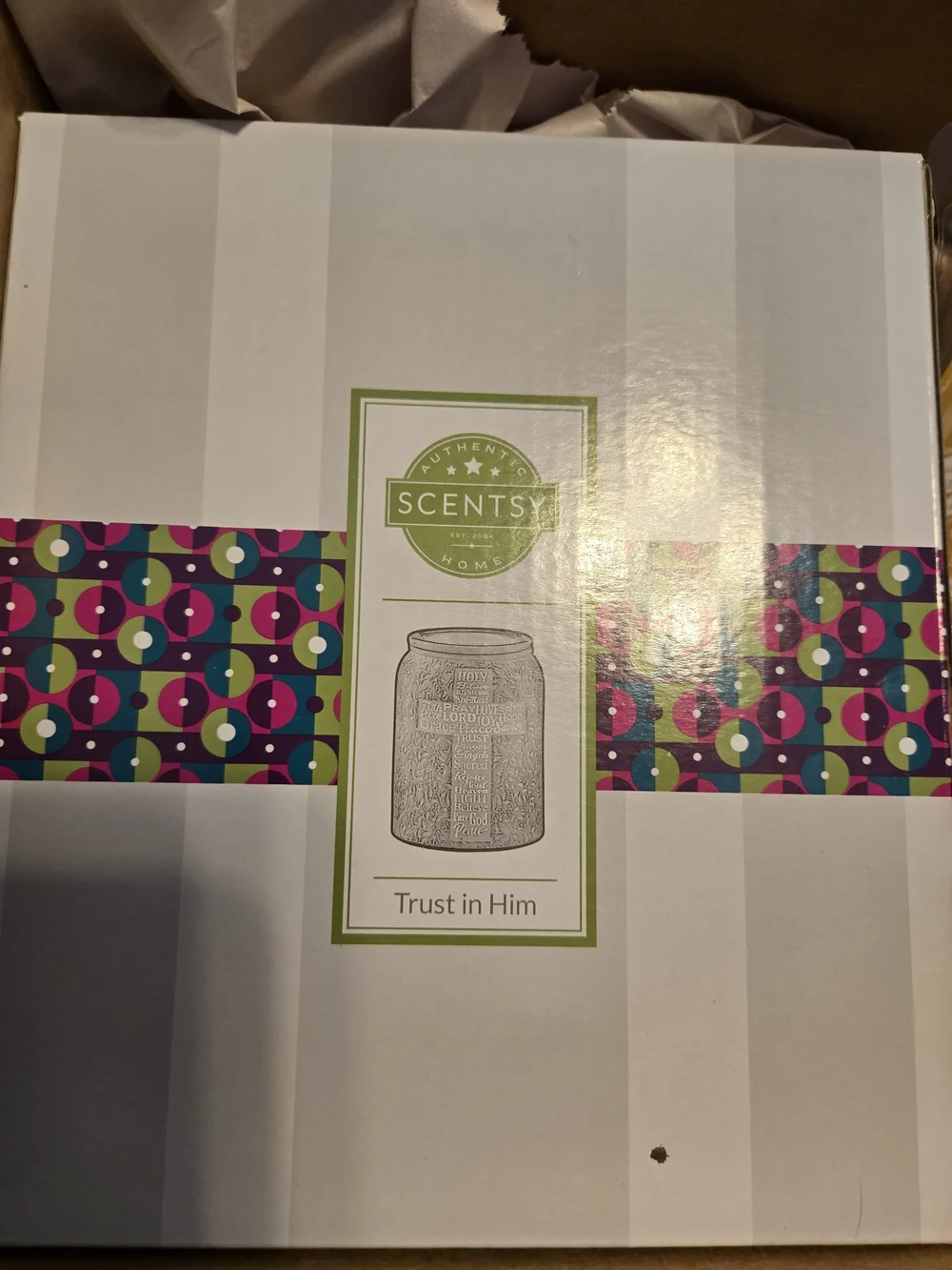 Scentsy Cream Porcelain Luminary Jar,  In Him We Trust Warmer w4 Autumn Bars